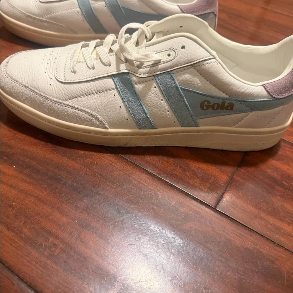 Gola White and Light Blue Low Top Sneakers - Picture 3 of 12